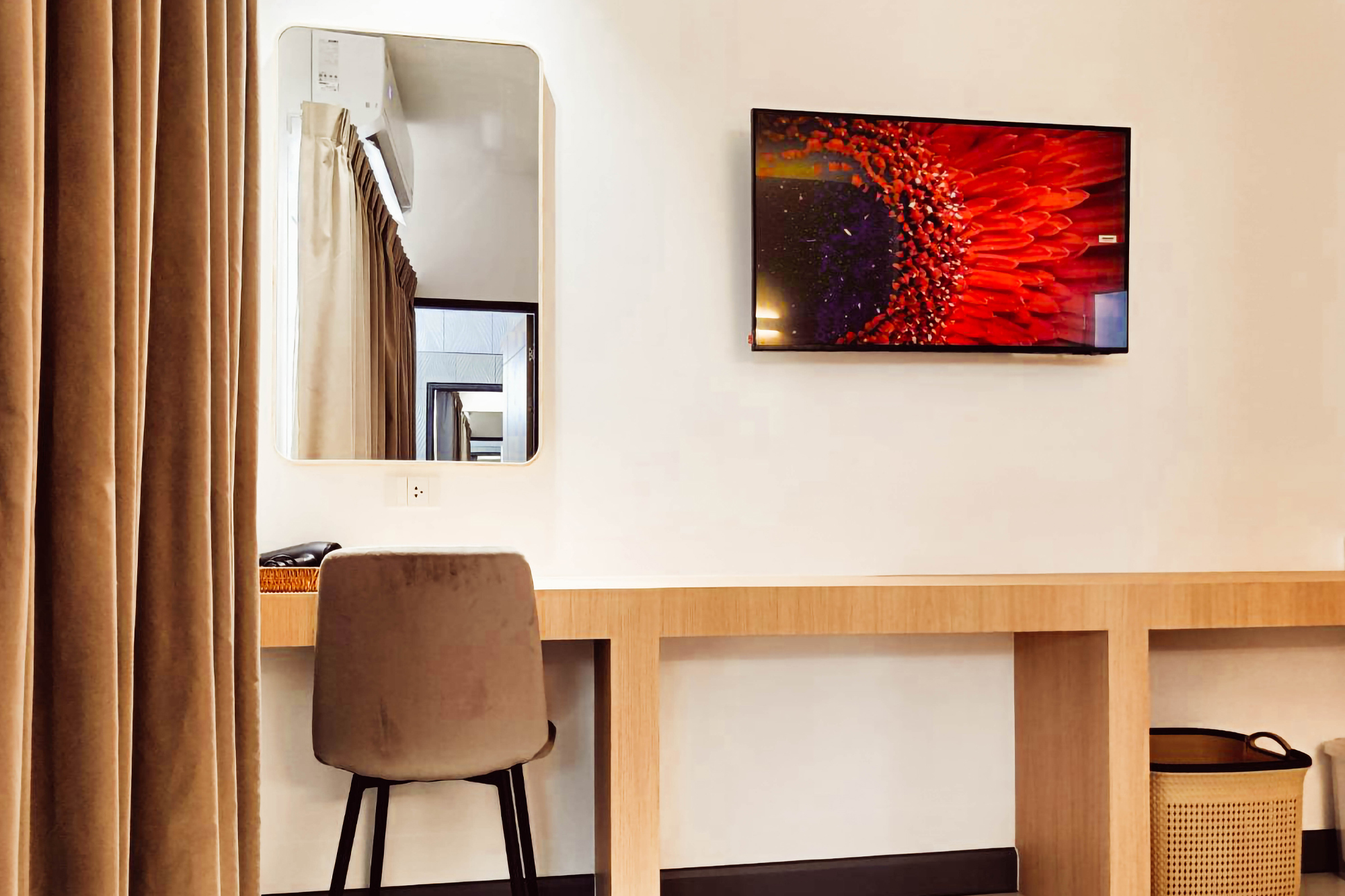 Standard King Room